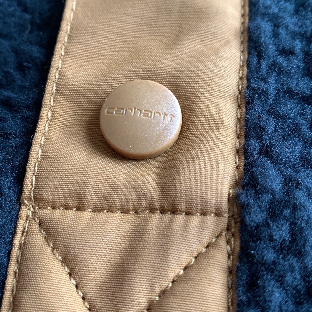 Carhartt Fleece Pullover - Picture 9 of 9